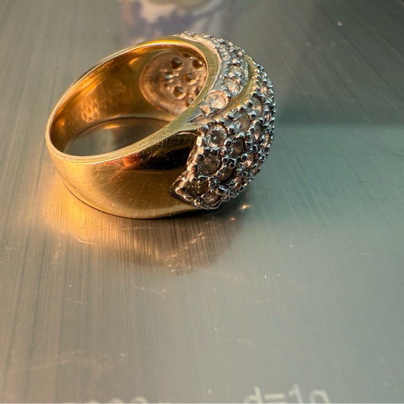 14 karat gold, diamond pave dome ring - Picture 7 of 8
